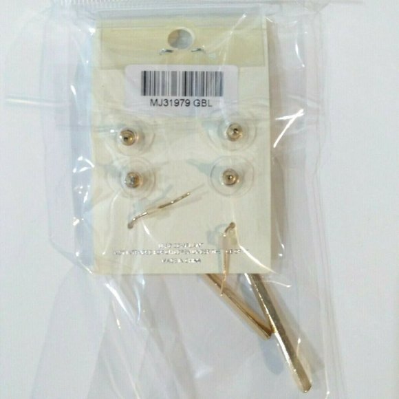 3/$10 Gold Tone Blue Square & Dangle Earrings 3pc - Picture 3 of 6